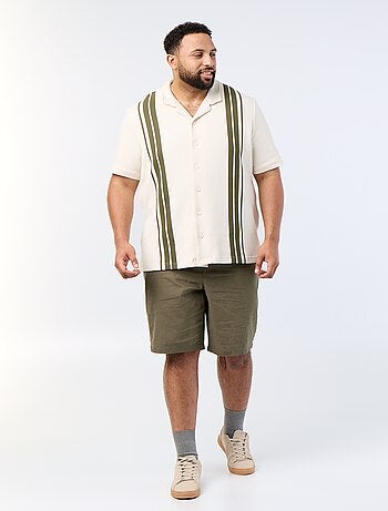Bermudas chino com cordões de ajuste