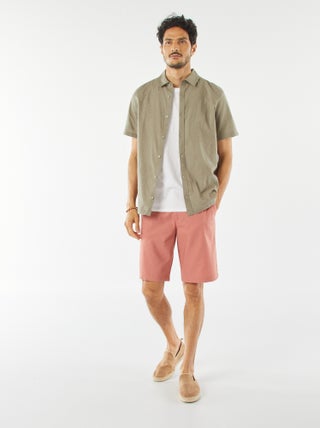 Bermudas chino em linho misturado