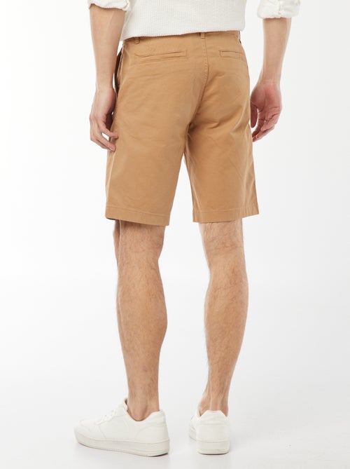 Bermudas chino em sarja lisa - Kiabi Bermudas chino em sarja lisa - Kiabi