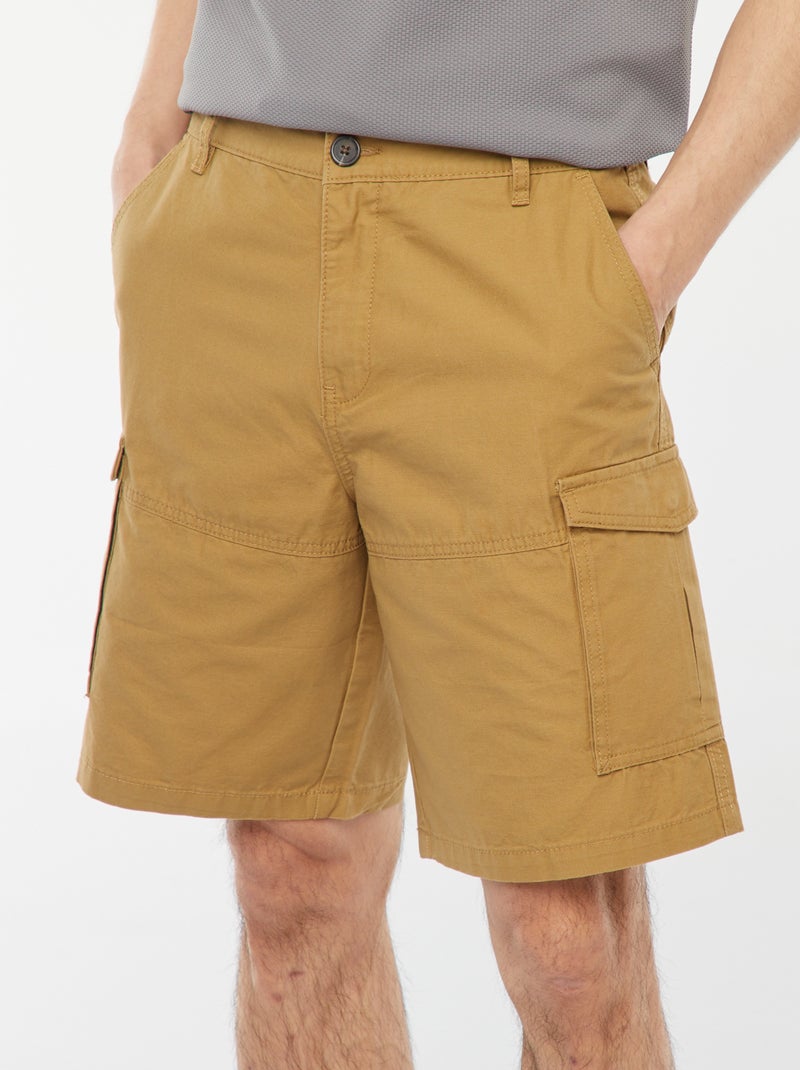 Bermudas chino em sarja lisa com vários bolsos Verde - Kiabi