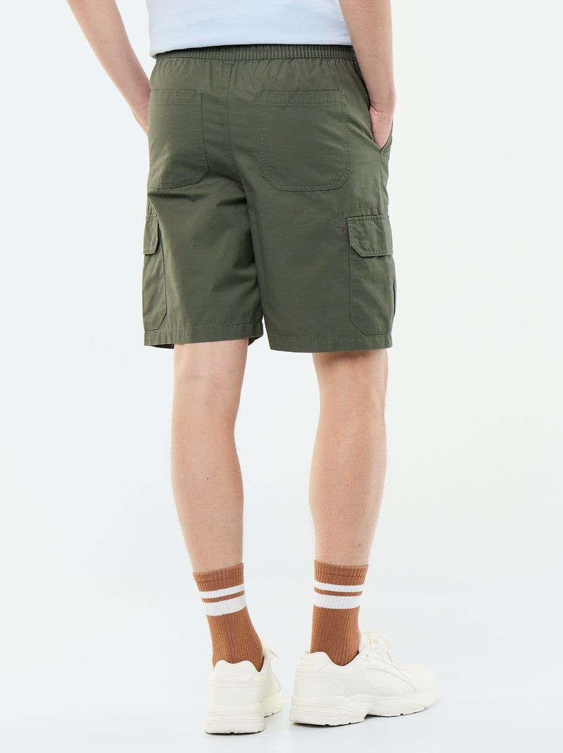 Bermudas chino em sarja Verde - Kiabi