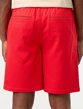 Bermudas chino em tecido dobby