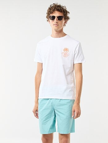 Bermudas chino lisas com atilhos de apertar