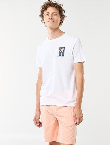 Bermudas chino lisas com atilhos de apertar