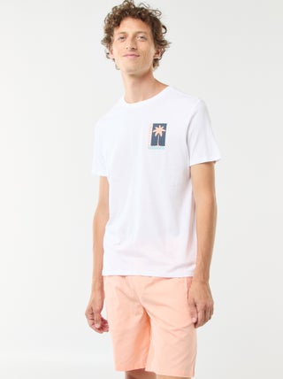 Bermudas chino lisas com atilhos de apertar