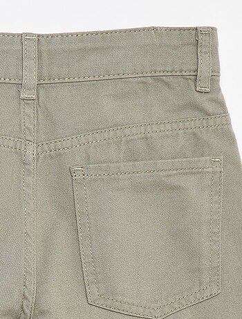 Bermudas chino
