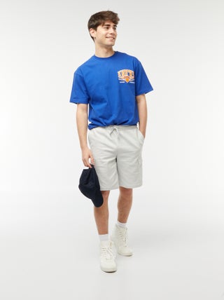Bermudas com bolsos com abas