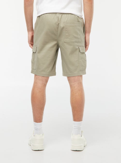 Bermudas com bolsos com abas - Kiabi