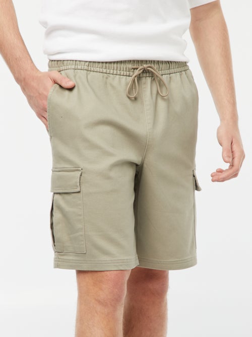 Bermudas com bolsos com abas - Kiabi