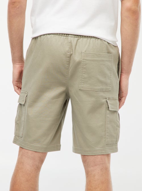 Bermudas com bolsos com abas - Kiabi