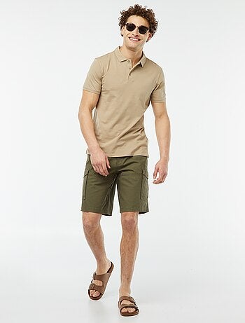Bermudas com vários bolsos