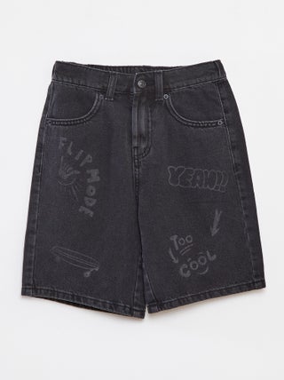 Bermudas de ganga com estampado 'skaters'