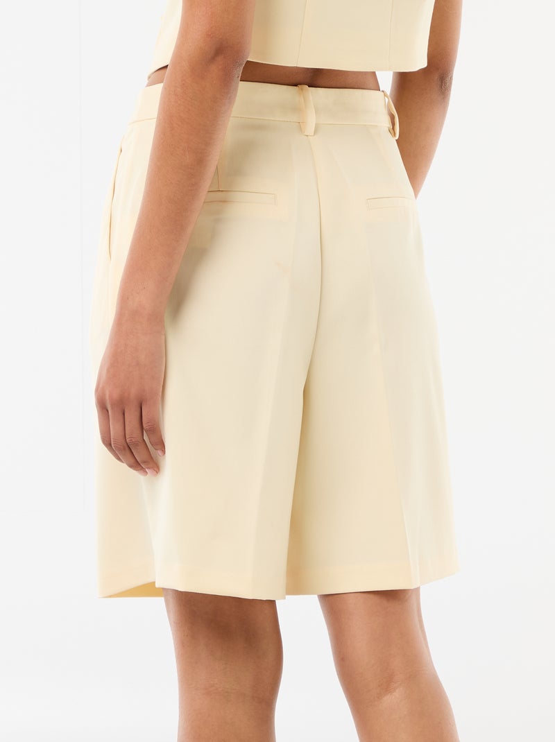 Bermudas de pinças de cintura subida Amarelo - Kiabi