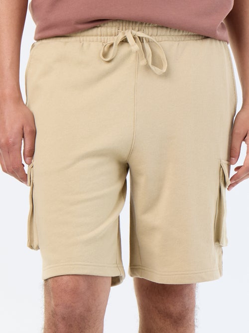 Bermudas em moletão leve com bolsos de aba - Kiabi