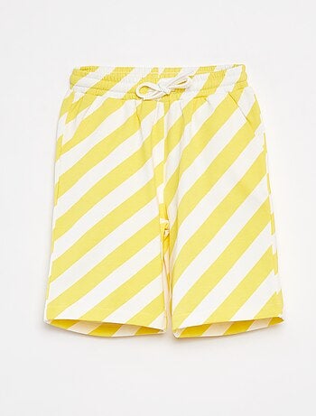 Bermudas em moletão leve com motivo