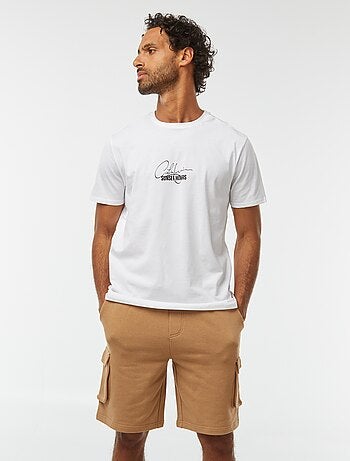 Bermudas em moletão leve com vários bolsos