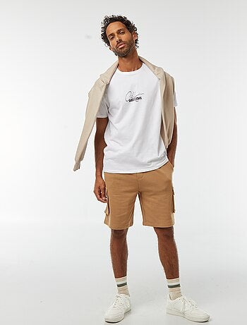 Bermudas em moletão leve com vários bolsos