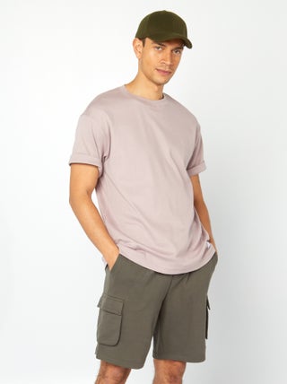 Bermudas em moletão leve com vários bolsos