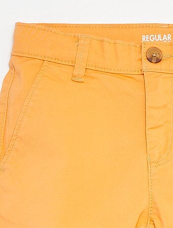 Bermudas em sarja
