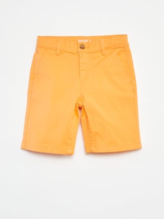 Bermudas em sarja