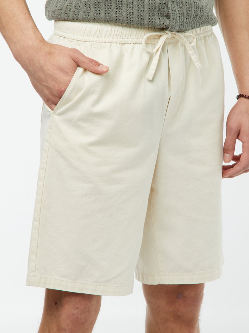 Bermudas em sarja lisa BRANCO - Kiabi