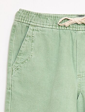 Bermudas em sarja