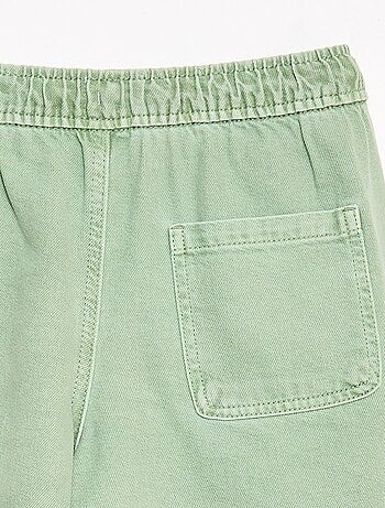 Bermudas em sarja