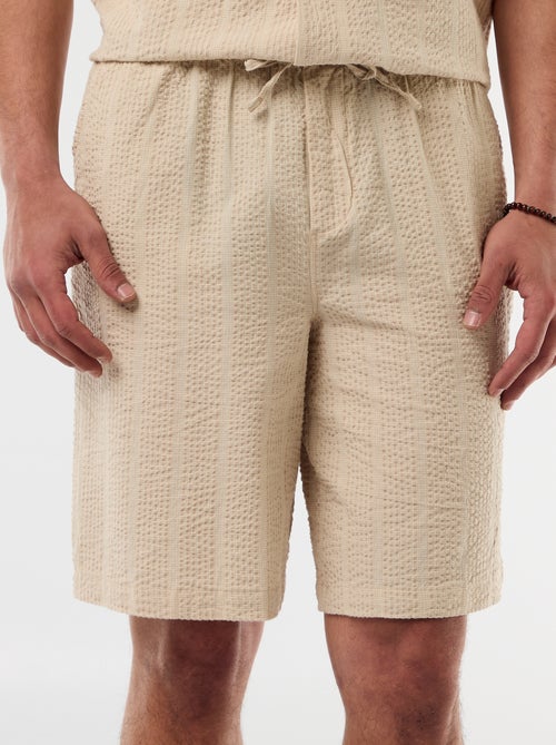 Bermudas em tecido tipo crépon - Kiabi
