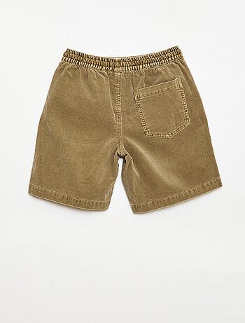 Bermudas em veludo cotelê