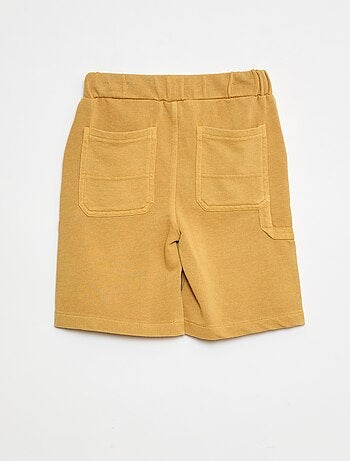 Bermudas fluidas em French Terry