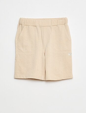 Bermudas fluidas em French Terry