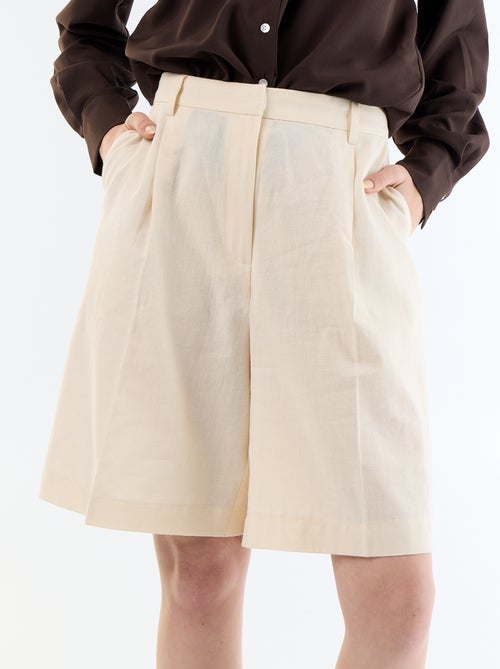 Bermudas largas em linho misto com pregas - Kiabi Bermudas largas em linho misto com pregas - Kiabi
