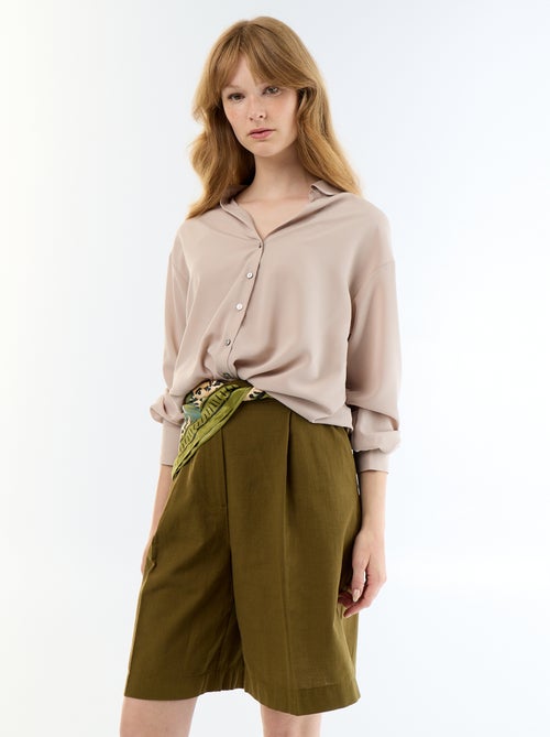 Bermudas largas em linho misto com pregas - Kiabi Bermudas largas em linho misto com pregas - Kiabi
