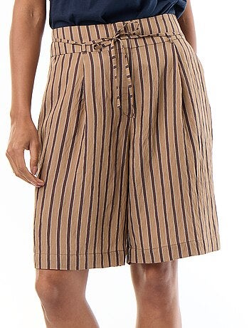 Bermudas largas listradas de cintura alta
