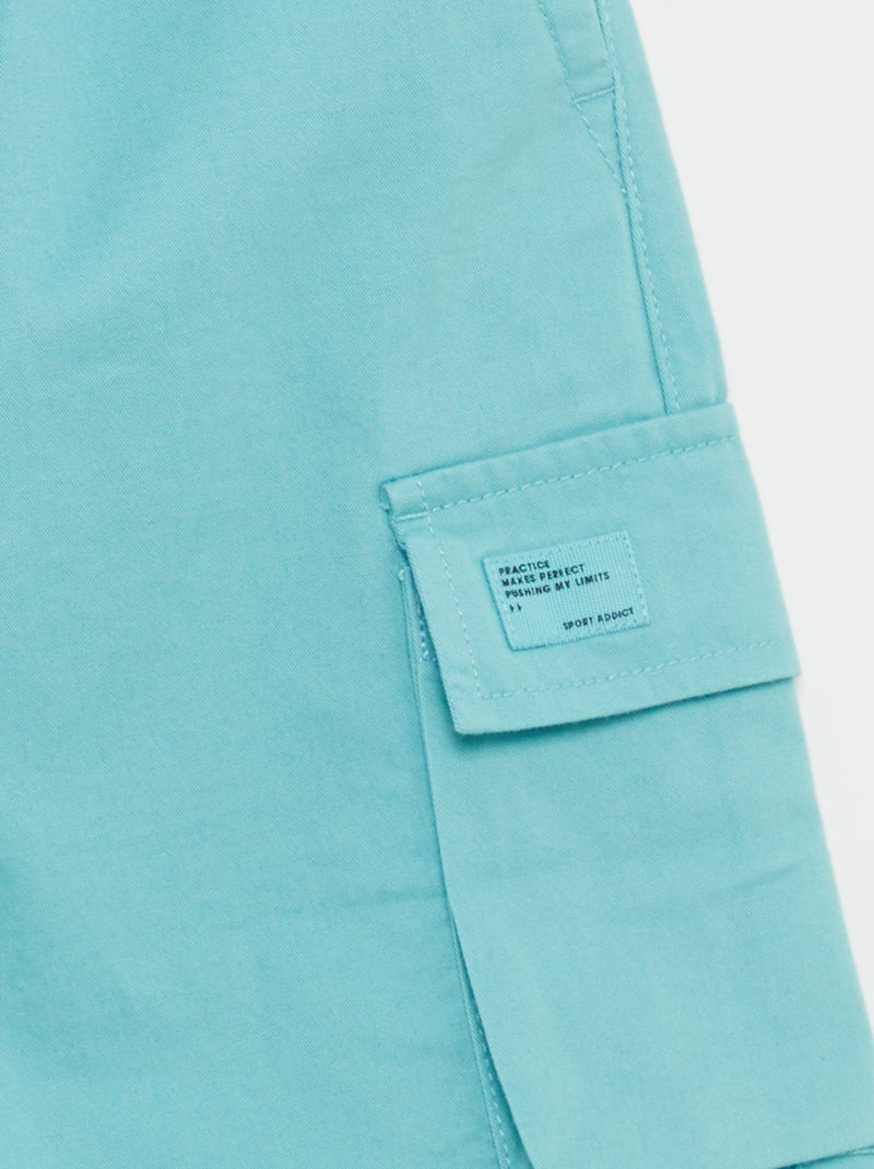 Bermudas lisas com bolsos com aba AZUL - Kiabi