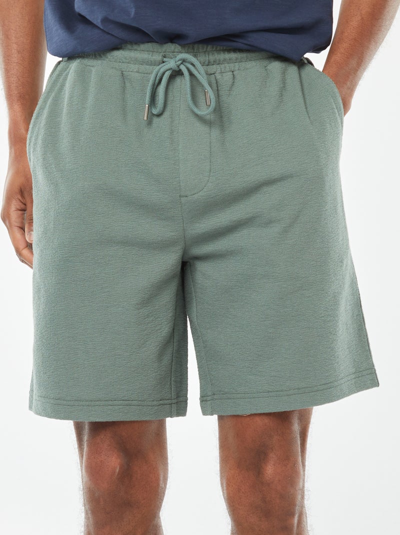 Bermudas lisas com bolsos VERDE - Kiabi
