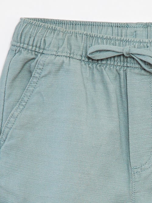 Bermudas lisas em sarja com bolsos - Kiabi