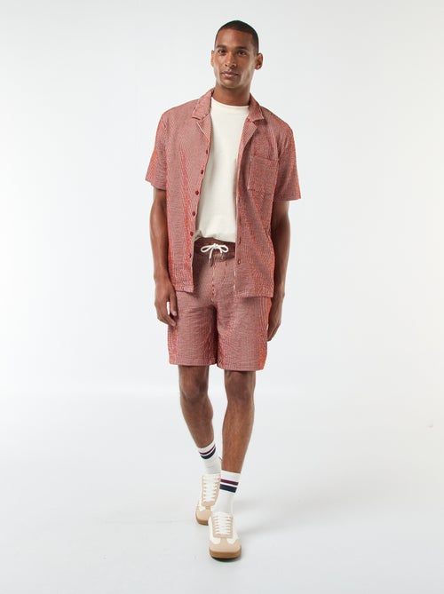 Bermudas material tipo crepe
às riscas - Kiabi Bermudas material tipo crepe
às riscas - Kiabi