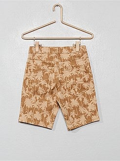 Bermudas slim com estampado 'folhas' - Kiabi