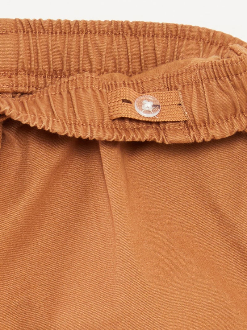 Bermudas tipo chino lisas CASTANHO - Kiabi