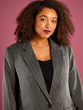 Blazer às riscas com strass integrados