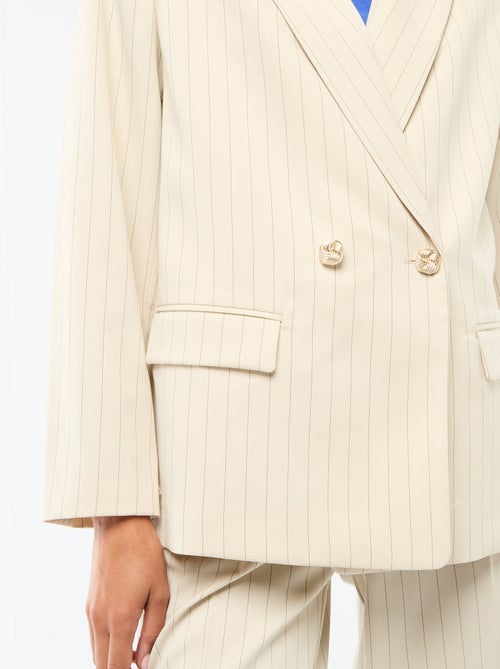 Blazer com Abertura de Abotoadura Dupla - Kiabi