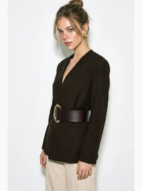 Blazer com decote em v e cinto lucci - Kiabi Blazer com decote em v e cinto lucci - Kiabi