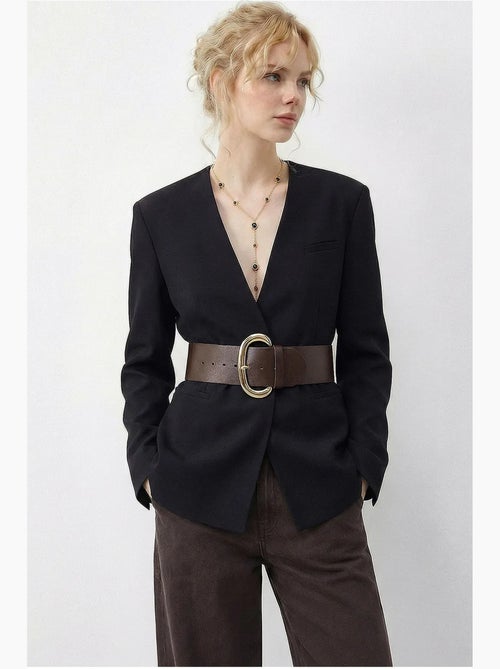 Blazer com decote em v e cinto lucci - Kiabi Blazer com decote em v e cinto lucci - Kiabi