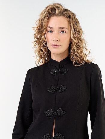 Blazer com detalhe de fecho mandarim