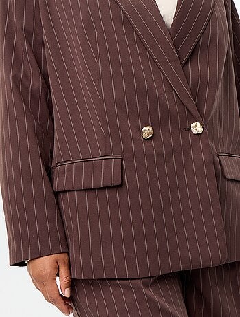 Blazer comprido com abotoamento duplo