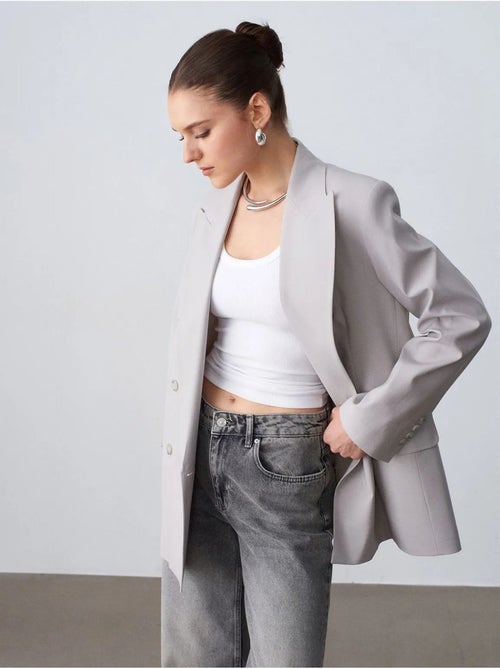 Blazer comprido em crepe dilvin - Kiabi Blazer comprido em crepe dilvin - Kiabi