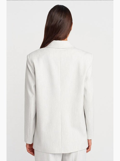 Blazer comprido oversized em crepe dilvin - Kiabi Blazer comprido oversized em crepe dilvin - Kiabi