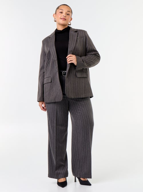 Blazer de comprimento médio com strass - Kiabi Blazer de comprimento médio com strass - Kiabi