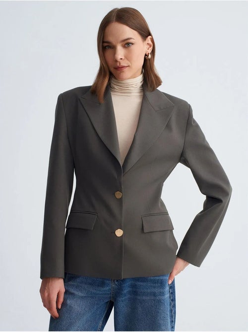 Blazer de crepe ajustado com gola xale dilvin - Kiabi Blazer de crepe ajustado com gola xale dilvin - Kiabi